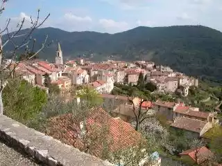Vue du village de Bargemon